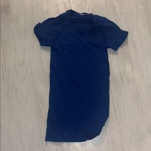 Blue lululemon top